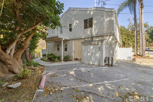 3709 Las Flores Canyon Road, Malibu CA: https://media.crmls.org/medias/1d4c345d-f430-4e34-9f28-92f92ae49a4d.jpg