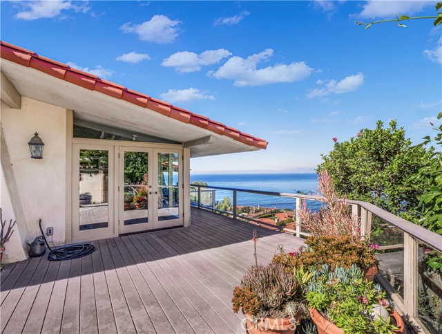 541 Palos Verdes Drive, Palos Verdes Estates, California 90274, 5 Bedrooms Bedrooms, ,4 BathroomsBathrooms,Residential,Sold,Palos Verdes,PV22022299