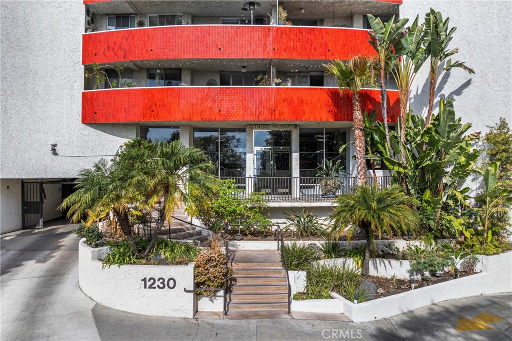 1230 Horn Avenue #101