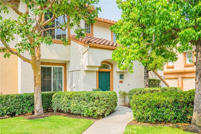 1301 Solvay Aisle Irvine, California Bright and quiet upper-level END UNIT condominium located in highly sought after Brio community in Westpark. This beautiful home
features 2 bedrooms (Bedrooms do not share walls with the neighborhood) and 2 full bathrooms, Vaulted ceilings in the living room with a cozy
fireplace, Kitchen with granite countertop and stainless steel appliances, 2 car attached garage with direct access, Balcony with pool view, Plantation shutters on all windows and more... Well maintained communities with ample guest parking & resort-like amenities including pools, spa, tennis courts, parks, and walking trails. Conveniently located to shops, dining, entertainment, and freeways. Close to award-winning schools in the prestigious Irvine School District.