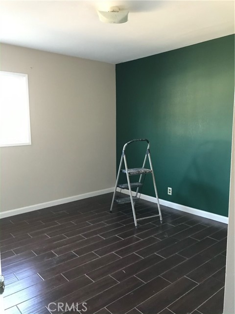 Detail Gallery Image 3 of 9 For 2233 W Encino Pl, Pomona,  CA 91766 - 3 Beds | 1 Baths