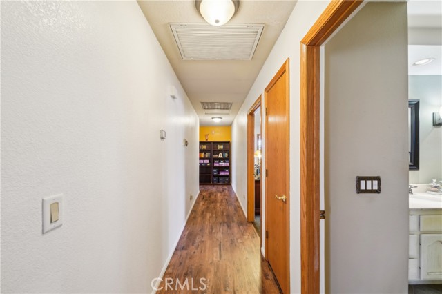 13319 Waco Ln, Apple Valley CA: https://media.crmls.org/medias/1d4e34ed-6e00-46bf-a841-4379e790a0ba.jpg