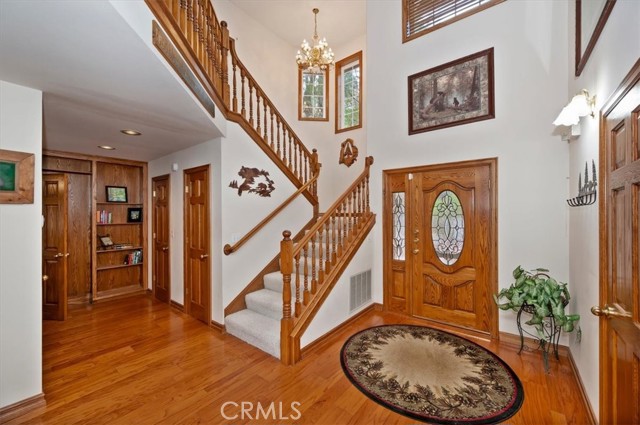 393 Brentwood, Lake Arrowhead, CA 92352