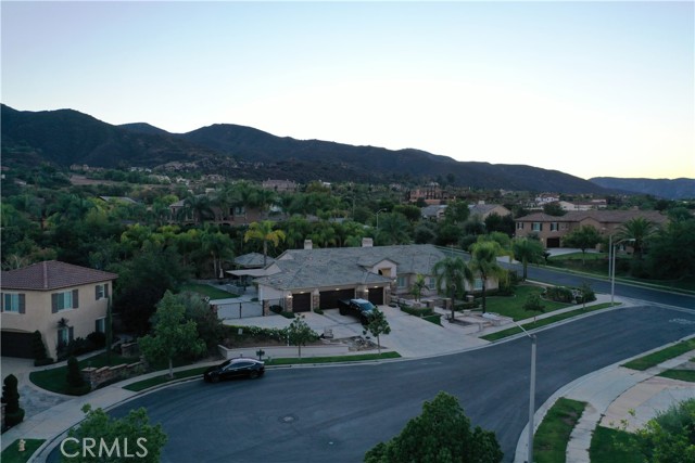 Image 4 of 25 For 1583 Twin Oaks Circle