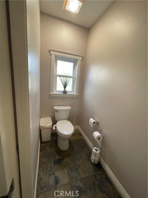 Detail Gallery Image 18 of 66 For 17183 Sunburst, –,  CA 91325 - 4 Beds | 4/1 Baths