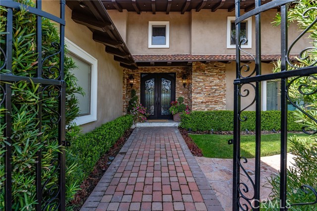 5005 Delita Place, Woodland Hills CA: https://media.crmls.org/medias/1d506c05-c98c-4333-a9c9-55abf729fd4e.jpg