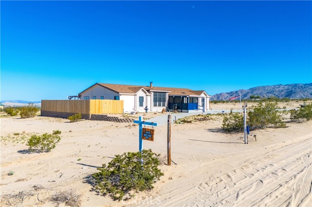 Detail Gallery Image 56 of 57 For 3975 Hilltop Dr, Twentynine Palms,  CA 92277 - 4 Beds | 2/1 Baths