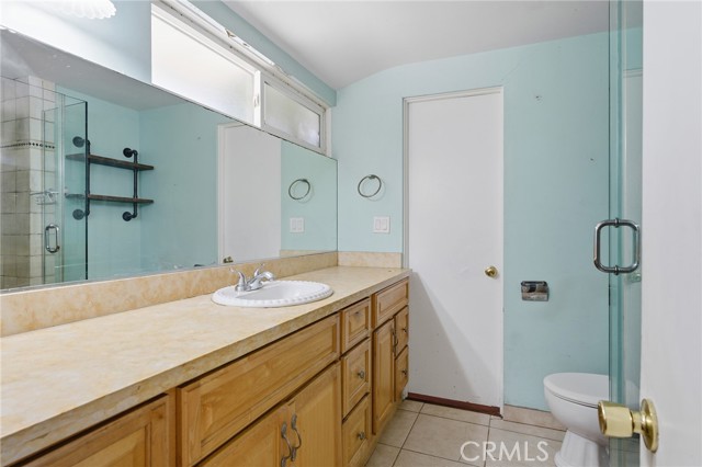 Detail Gallery Image 6 of 16 For 17531 Romar St, Northridge,  CA 91325 - 4 Beds | 2 Baths