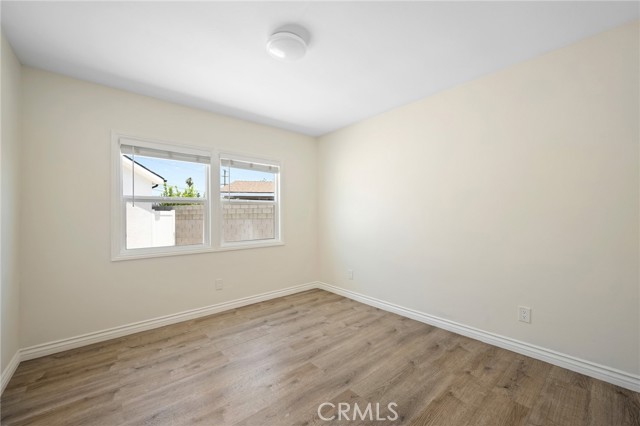 8302 Webb Avenue, Sun Valley CA: https://media.crmls.org/medias/1d5158c7-786d-4baa-afec-ea07df831f45.jpg