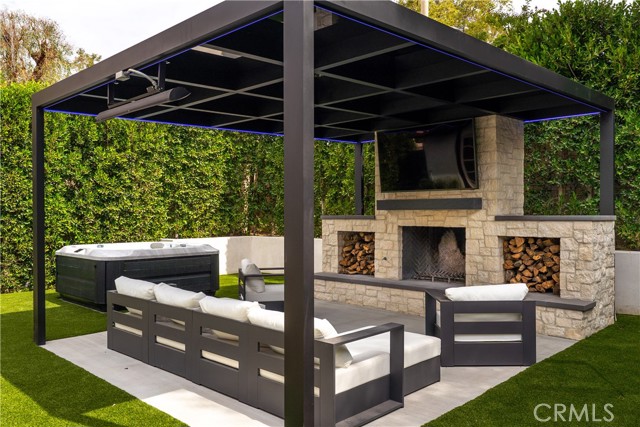 Detail Gallery Image 32 of 45 For 506 Savona Way, Oak Park,  CA 91377 - 3 Beds | 2/1 Baths