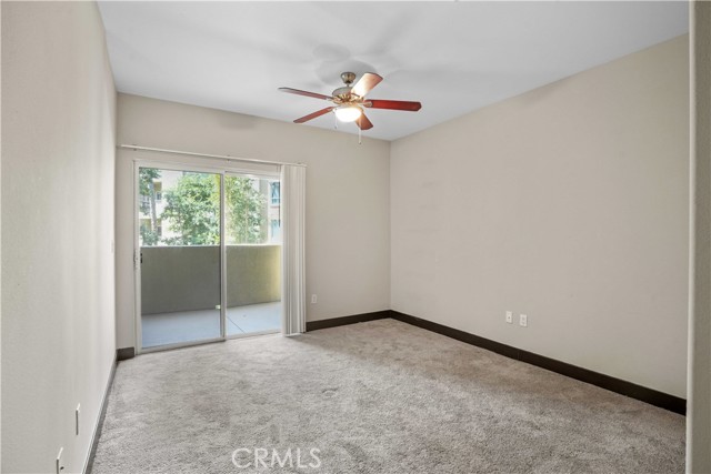 Detail Gallery Image 6 of 18 For 24595 Town Center Dr #3211,  Valencia,  CA 91355 - 2 Beds | 2 Baths