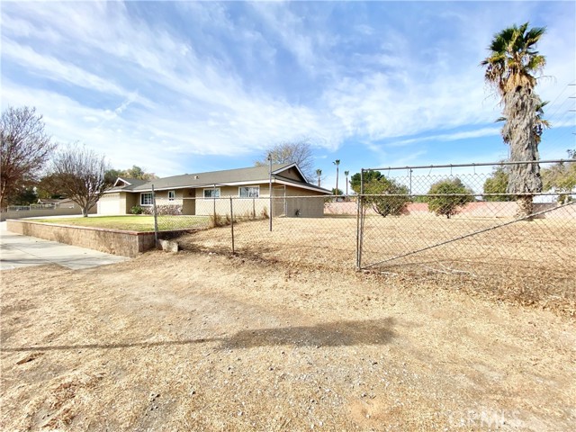 Detail Gallery Image 9 of 40 For 10121 Hedrick Ave, Riverside,  CA 92503 - 4 Beds | 2 Baths