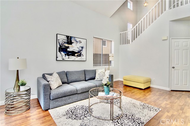 15 Sydney Court, Aliso Viejo CA: https://media.crmls.org/medias/1d533d43-932f-43ca-8924-3c57be90100a.jpg