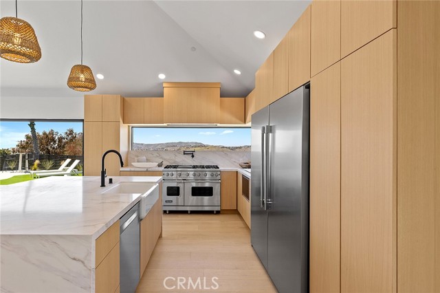 Detail Gallery Image 15 of 74 For 820 Calle Mendoza, San Clemente,  CA 92672 - 4 Beds | 3 Baths