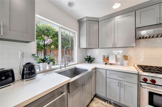 Detail Gallery Image 10 of 45 For 7 Plateau, Aliso Viejo,  CA 92656 - 3 Beds | 3 Baths