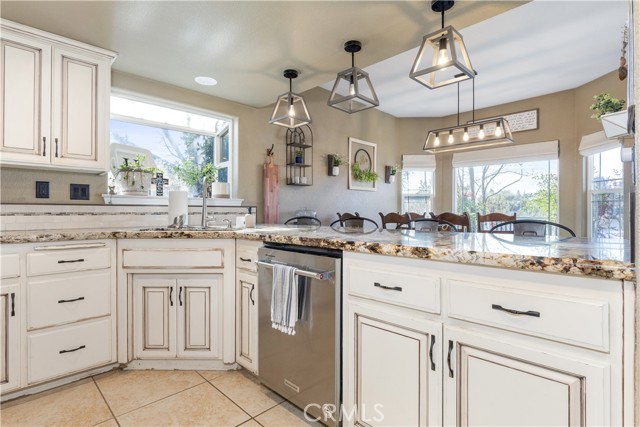 Detail Gallery Image 14 of 45 For 1212 Mariah, Paso Robles,  CA 93446 - 4 Beds | 2 Baths