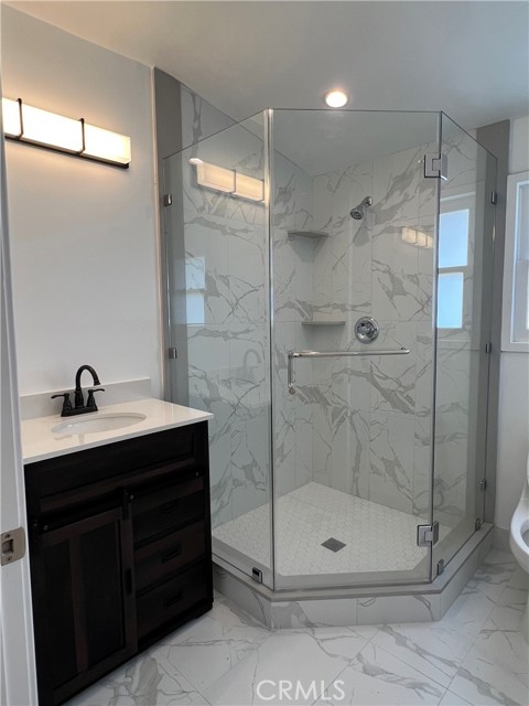 Detail Gallery Image 5 of 17 For 17141 Tribune, Granada Hills,  CA 91344 - 5 Beds | 4 Baths