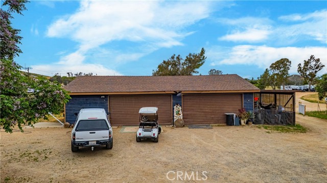 30300 Garbani Road, Menifee CA: https://media.crmls.org/medias/1d543e51-a3ef-42e3-8f4c-51256cd2183d.jpg