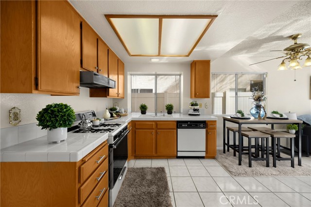 Detail Gallery Image 20 of 48 For 2705 Annapolis Cir, San Bernardino,  CA 92408 - 3 Beds | 2/1 Baths