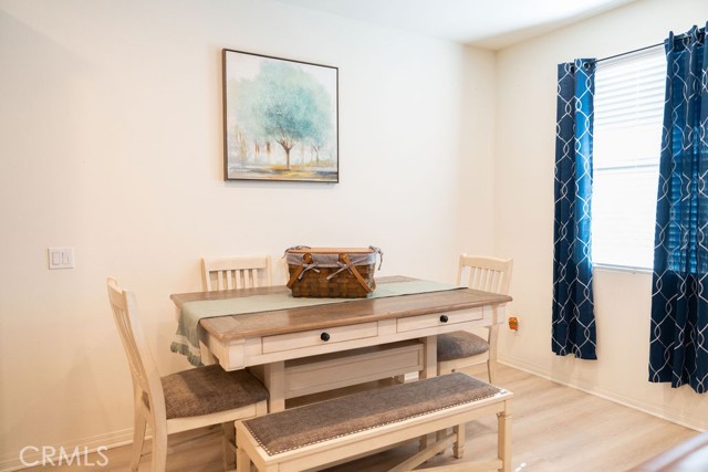 40438 Calle Real, Murrieta CA: https://media.crmls.org/medias/1d54b2e1-5b1c-41da-983f-aba30828f86c.jpg