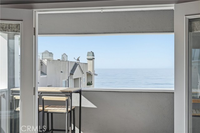 Detail Gallery Image 42 of 59 For 116 5th Place, Manhattan Beach,  CA 90266 - 5 Beds | 3 Baths