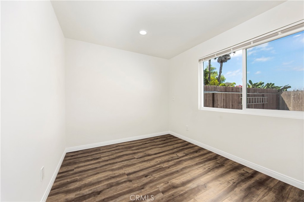 1361 Temple Heights Drive - photo 13