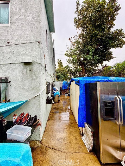 Detail Gallery Image 23 of 28 For 1454 E 50th, Los Angeles,  CA 90011 - – Beds | – Baths