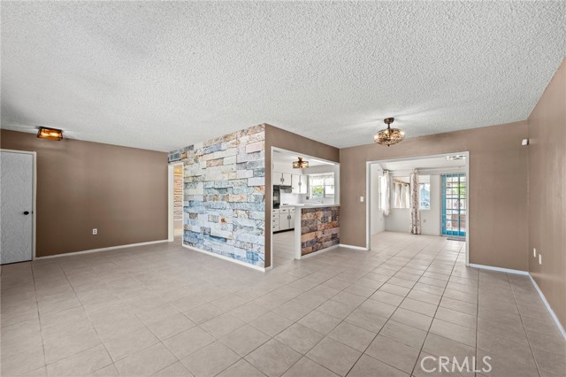 25869 Sandy Lodge Road, Menifee CA: https://media.crmls.org/medias/1d575b0b-1cd6-4480-b99a-e4aa5bf9b843.jpg