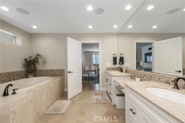 4314 The Strand, Manhattan Beach CA: https://media.crmls.org/medias/1d5765da-b941-48de-a0ef-9b146b534542.jpg
