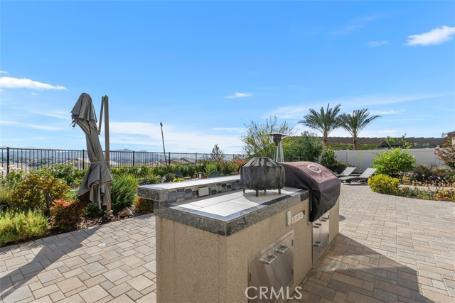 13681 CONSTANCE Avenue, Riverside CA: https://media.crmls.org/medias/1d5802f5-9077-4119-9de1-d0e74d435649.jpg