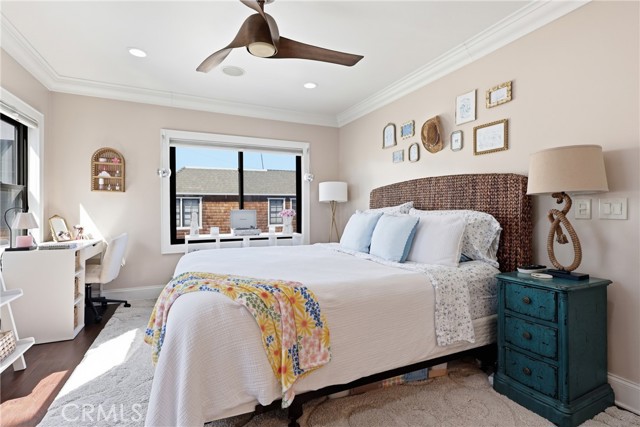 Detail Gallery Image 22 of 42 For 6600 E Ocean, Long Beach,  CA 90803 - 3 Beds | 3/1 Baths