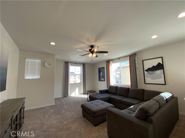 Detail Gallery Image 12 of 29 For 11301 Atlas Ct, Corona,  CA 92883 - 3 Beds | 2/1 Baths