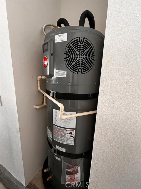 Detail Gallery Image 20 of 27 For 2557 E Lincoln Paseo, Ontario,  CA 91762 - 4 Beds | 4 Baths