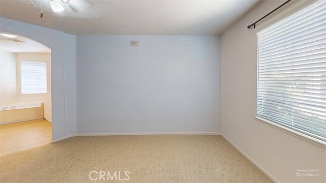 Detail Gallery Image 8 of 19 For 201 Coastal Ln., Waterford,  CA 95386 - 5 Beds | 3/1 Baths