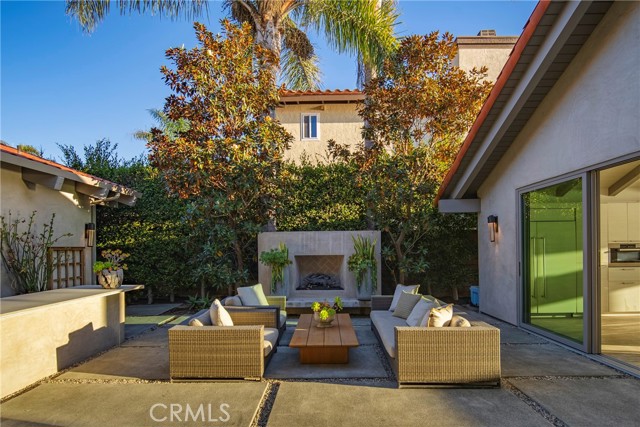 1906 Calle De Los Alamos, San Clemente CA: https://media.crmls.org/medias/1d59d83e-96a1-4af8-bf2e-a33d52b65833.jpg