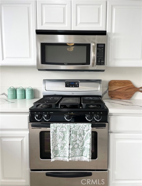 Detail Gallery Image 5 of 46 For 4315 W 145th St #10,  Lawndale,  CA 90260 - 3 Beds | 2/1 Baths