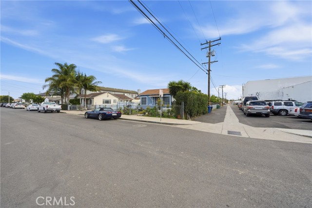 Detail Gallery Image 21 of 44 For 13942 Locust St, Westminster,  CA 92683 - 3 Beds | 2 Baths