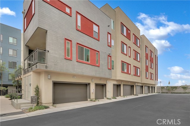 Front Image Thumbnail for CRNP26016578