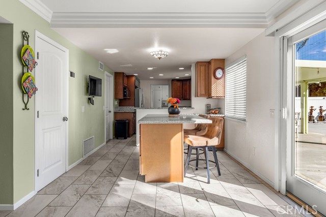 Detail Gallery Image 11 of 55 For 5444 Peacock Lane, Riverside,  CA 92505 - 5 Beds | 4 Baths