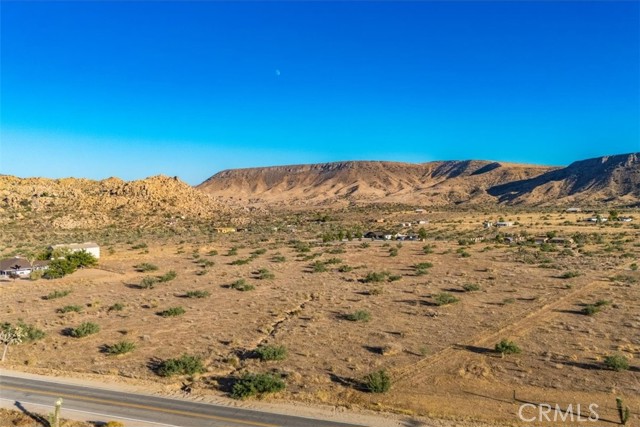 Detail Gallery Image 13 of 15 For 1 Pipes Canyon Road, Pioneertown,  CA 92268 - – Beds | – Baths