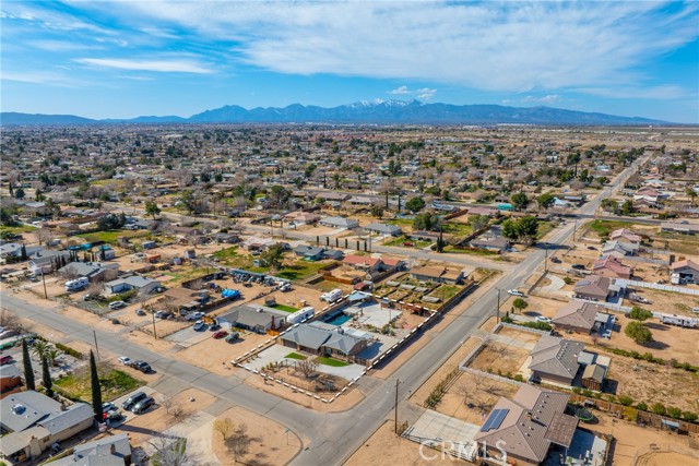 Detail Gallery Image 7 of 35 For 10816 Kern Ave, Hesperia,  CA 92345 - 3 Beds | 2 Baths