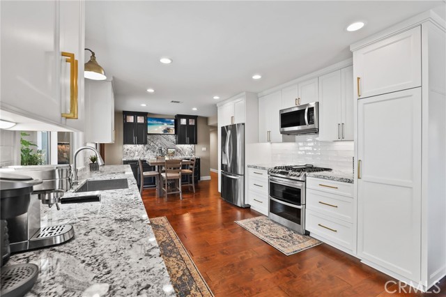11571 Harrisburg, Rossmoor CA: https://media.crmls.org/medias/1d5ec27b-a237-4783-a6fa-f9666460c86e.jpg