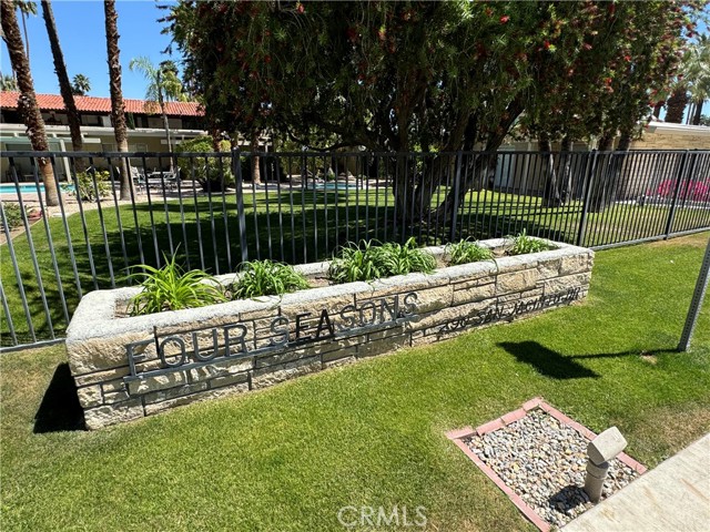 Detail Gallery Image 1 of 1 For 290 S San Jacinto Dr #1,  Palm Springs,  CA 92262 - 1 Beds | 1 Baths