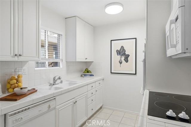 Detail Gallery Image 16 of 41 For 222 7th, Santa Monica,  CA 90402 - 2 Beds | 2 Baths