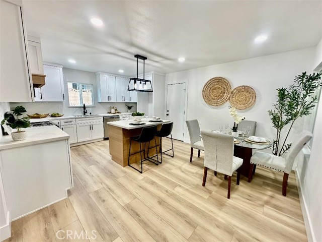 Detail Gallery Image 6 of 31 For 9716 Ramona Avenue, Montclair,  CA 91763 - 3 Beds | 2 Baths