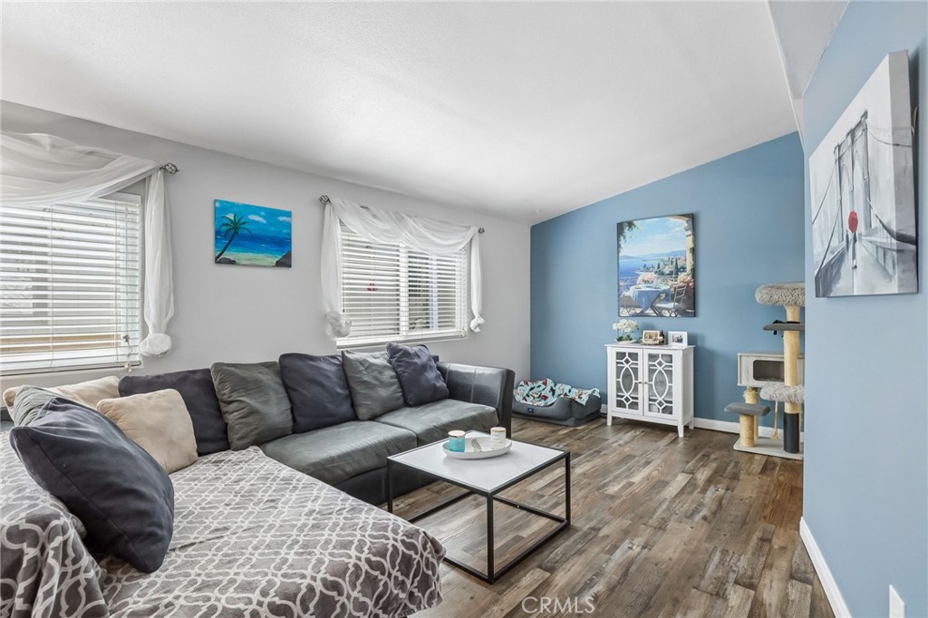 MLS #OC26152459 image #8