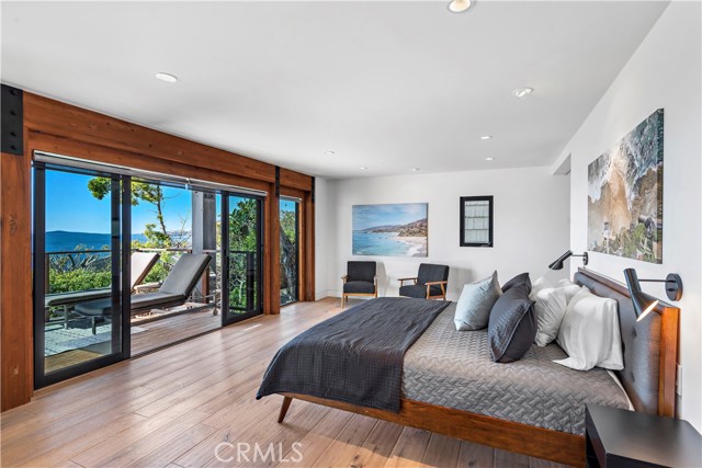 Detail Gallery Image 18 of 69 For 2623 Victoria Dr, Laguna Beach,  CA 92651 - 4 Beds | 3/1 Baths