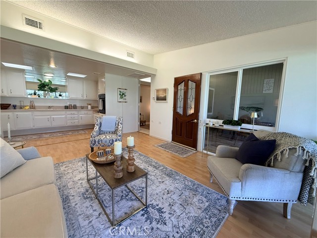 Detail Gallery Image 12 of 37 For 13410 Saint Andrew's Dr 70e,  Seal Beach,  CA 90740 - 2 Beds | 1 Baths
