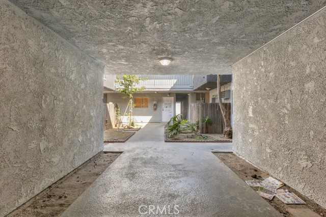 Detail Gallery Image 30 of 31 For 13825 Vanowen St, Van Nuys,  CA 91405 - – Beds | – Baths