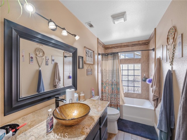 Detail Gallery Image 21 of 53 For 19027 Sahale Ln, Apple Valley,  CA 92307 - 3 Beds | 2 Baths
